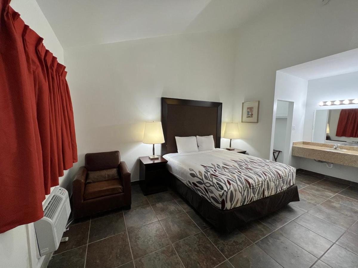 Simmons Bass Inn - Choke Canyon National Park מראה חיצוני תמונה